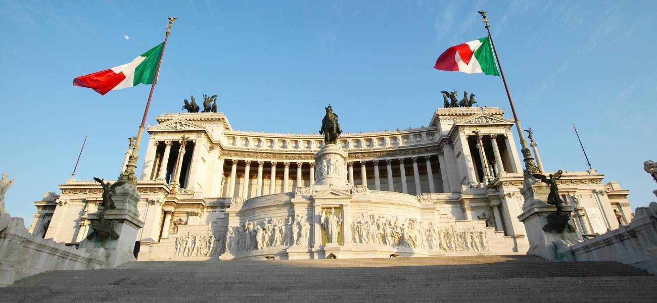 Best of Switzerland & Italy | Roman Streets to Snowy Alps